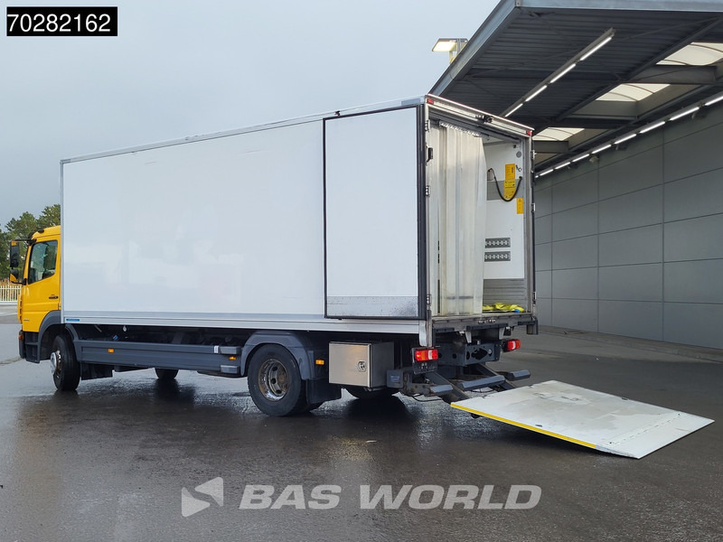 Camion frigorifique Mercedes-Benz Atego 1524 Atego 4X2 Thermo king T-1200 R 1500kg Ladebordwand Automatic Euro 6: photos 10 Camion frigorifique Mercedes-Benz Atego 1524 Atego 4X2 Thermo king T-1200 R 1500kg Ladebordwand Automatic Euro 6: photos 10