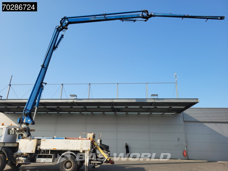 Mercedes-Benz SK 1922 4X2 Schwing Stetter KVM 26/22 Pump Steel Suspension Big-Axle Manual Euro 1 - Camion pompe: photos 5 Mercedes-Benz SK 1922 4X2 Schwing Stetter KVM 26/22 Pump Steel Suspension Big-Axle Manual Euro 1 - Camion pompe: photos 5