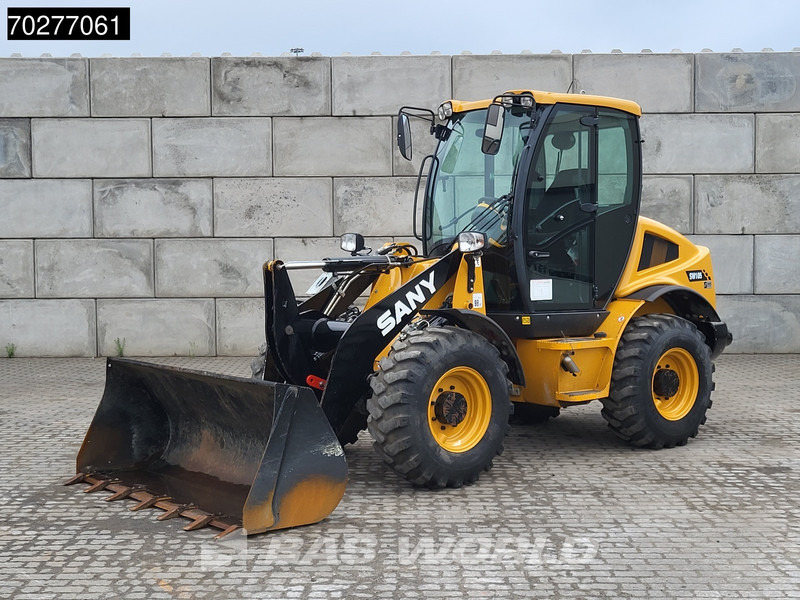 Sany SW105 - Chargeuse sur pneus: photos 2 Sany SW105 - Chargeuse sur pneus: photos 2