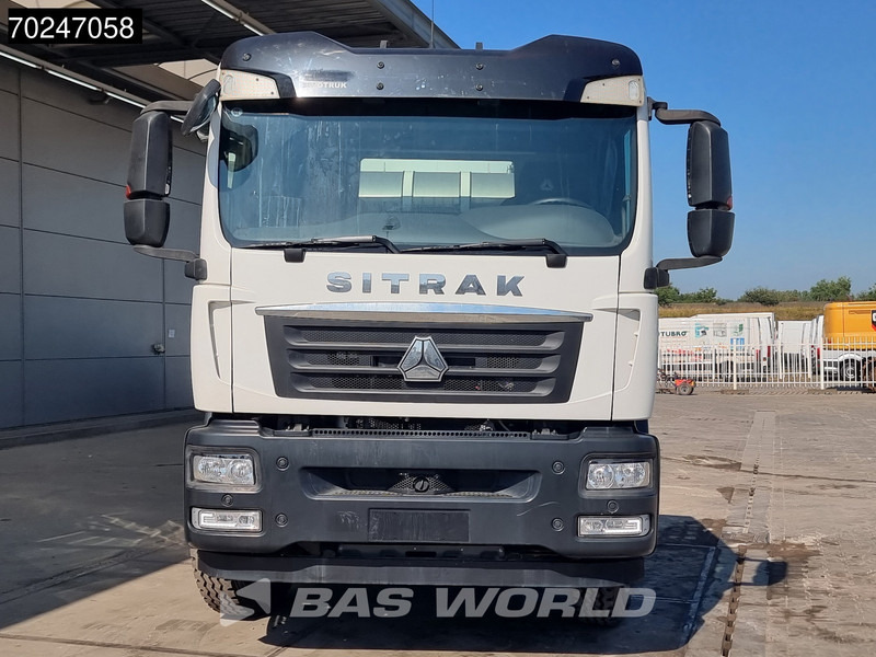 Sitrak G5 350 8X4 8m3 Liebherr Mixer Big-Axle Steelsuspension - Camion malaxeur: photos 5 Sitrak G5 350 8X4 8m3 Liebherr Mixer Big-Axle Steelsuspension - Camion malaxeur: photos 5