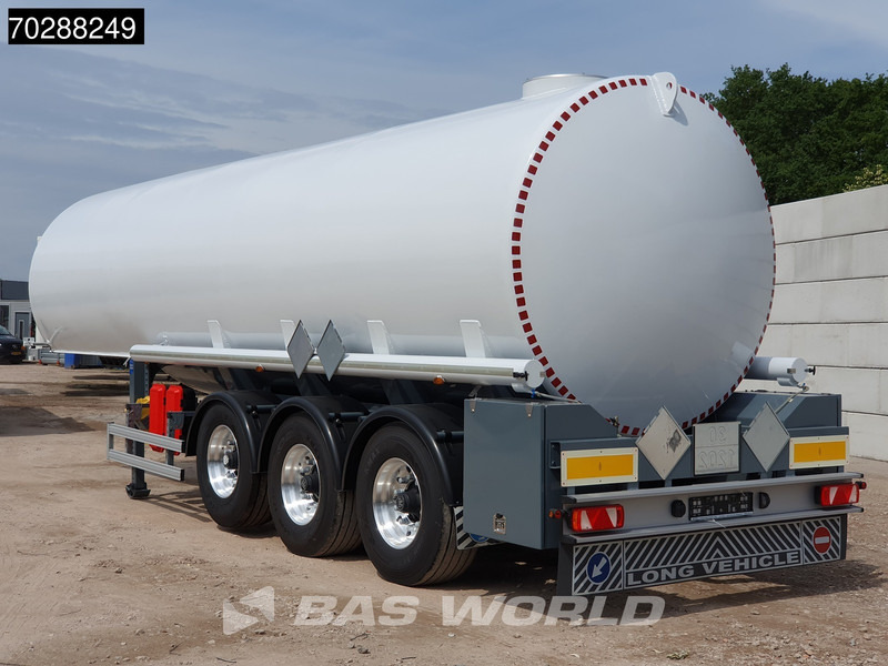Tanker Solutions CLP-36/1 New! 36.000 L Fuel Tank Liftachse - Semi-remorque citerne: photos 2 Tanker Solutions CLP-36/1 New! 36.000 L Fuel Tank Liftachse - Semi-remorque citerne: photos 2