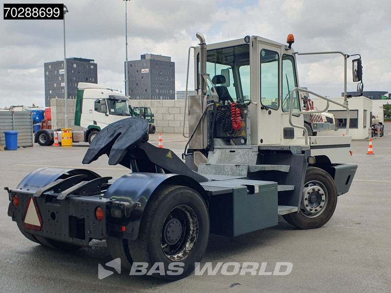Terberg YT 222 4X2 NL-Truck Big-Axle - Tracteur portuaire: photos 5 Terberg YT 222 4X2 NL-Truck Big-Axle - Tracteur portuaire: photos 5