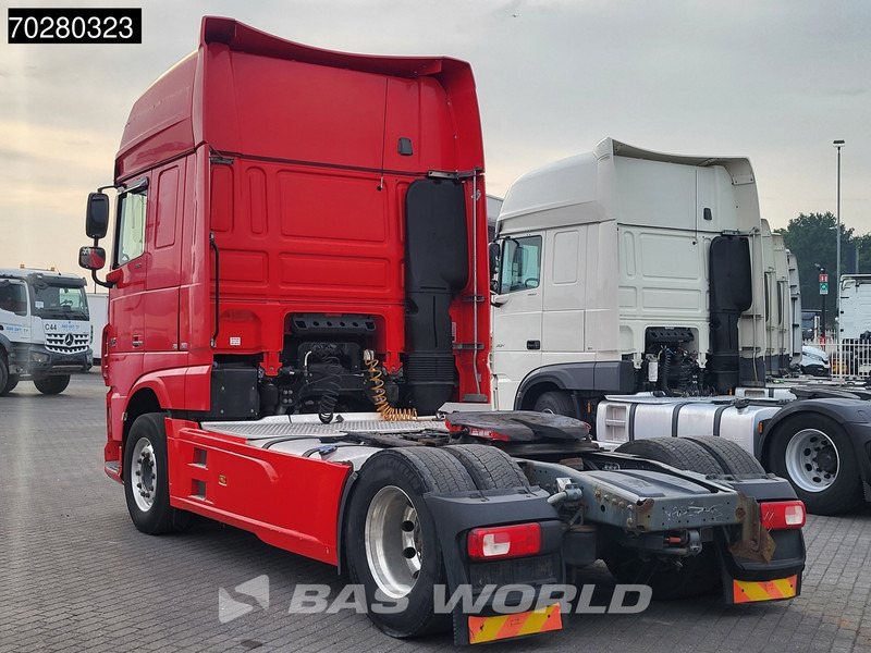 DAF XF 460 4X2 ENGINE PROBLEM! SSC Retarder 2xTanks Standklima ACC Euro 6 - Tracteur routier: photos 2 DAF XF 460 4X2 ENGINE PROBLEM! SSC Retarder 2xTanks Standklima ACC Euro 6 - Tracteur routier: photos 2