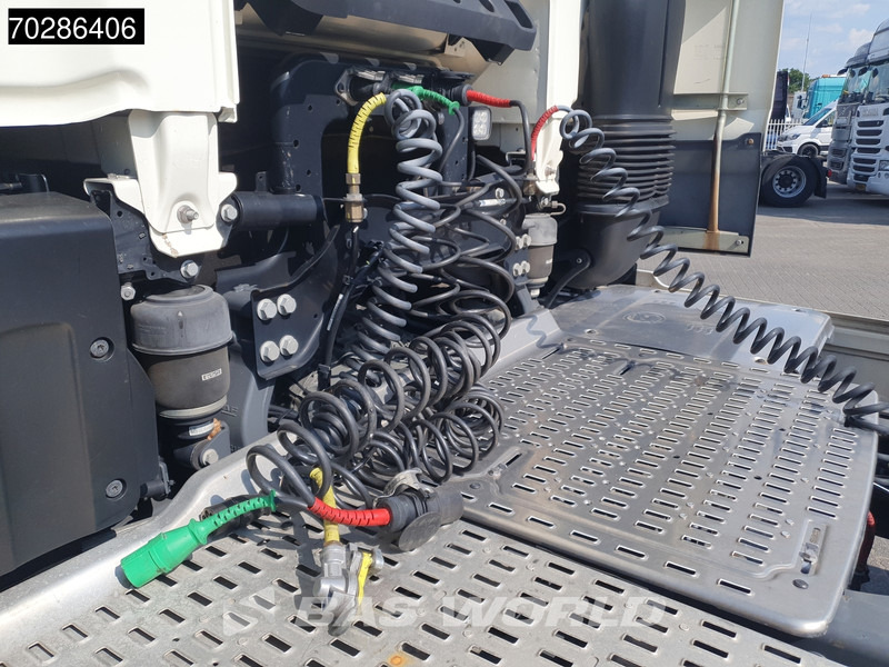 DAF XF 480 4X2 NL-Truck APK! 2xTanks LED ACC Euro 6 - Tracteur routier: photos 5 DAF XF 480 4X2 NL-Truck APK! 2xTanks LED ACC Euro 6 - Tracteur routier: photos 5