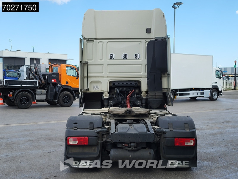 DAF XF 530 4X2 BROKEN ENGINE! Retarder Standklima ACC Euro 6 - Tracteur routier: photos 3 DAF XF 530 4X2 BROKEN ENGINE! Retarder Standklima ACC Euro 6 - Tracteur routier: photos 3