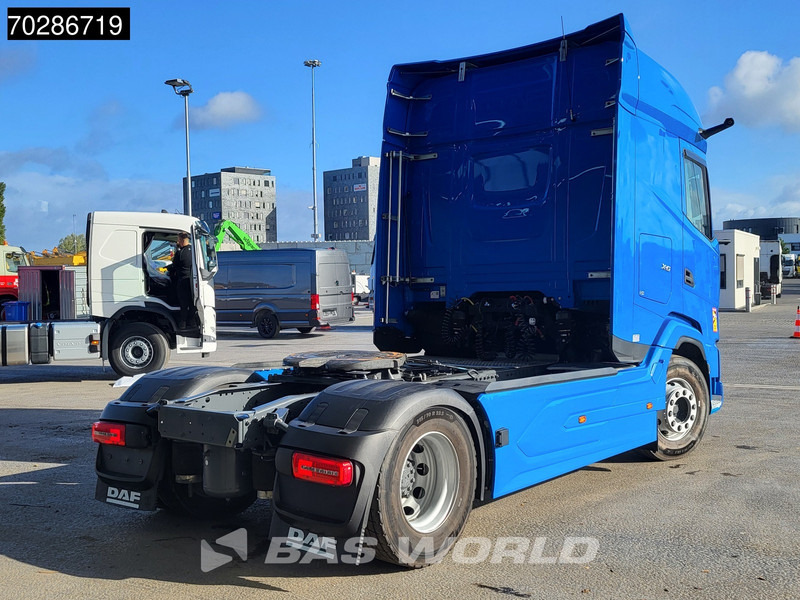 DAF XG 480 4X2 Standklima Led ACC Euro 6 - Tracteur routier: photos 5 DAF XG 480 4X2 Standklima Led ACC Euro 6 - Tracteur routier: photos 5