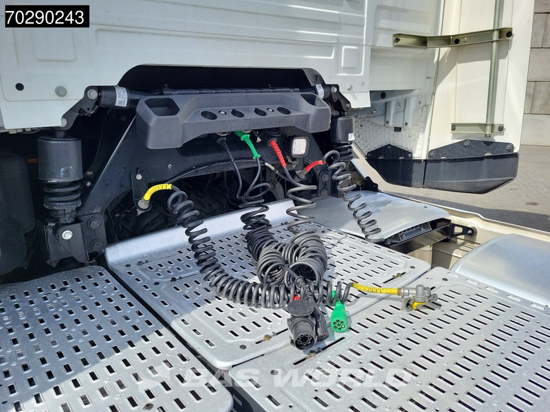 DAF XG 480 4X2 XG 2xTanks ACC Euro 6 - Tracteur routier: photos 2 DAF XG 480 4X2 XG 2xTanks ACC Euro 6 - Tracteur routier: photos 2