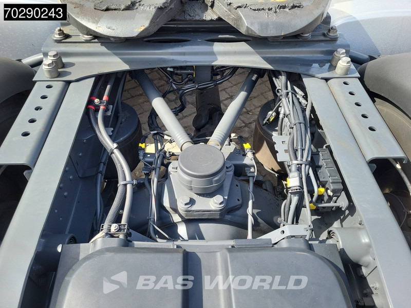 DAF XG 480 4X2 XG 2xTanks ACC Euro 6 - Tracteur routier: photos 3 DAF XG 480 4X2 XG 2xTanks ACC Euro 6 - Tracteur routier: photos 3