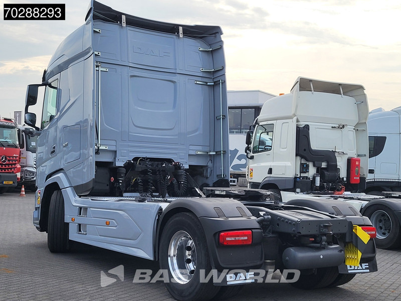 DAF XG 530 4X2 XG Retarder 2xTanks ACC Standklima Euro 6 - Tracteur routier: photos 2 DAF XG 530 4X2 XG Retarder 2xTanks ACC Standklima Euro 6 - Tracteur routier: photos 2