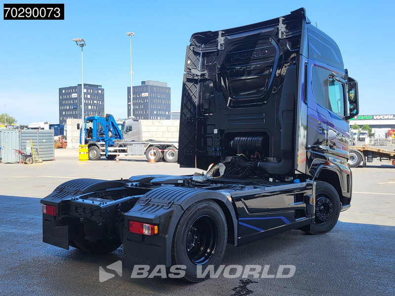 Ford F-Max 500 4X2 NEW! 3 years warr. 2xTanks Xenon Navi ACC Euro 6 - Tracteur routier: photos 5 Ford F-Max 500 4X2 NEW! 3 years warr. 2xTanks Xenon Navi ACC Euro 6 - Tracteur routier: photos 5