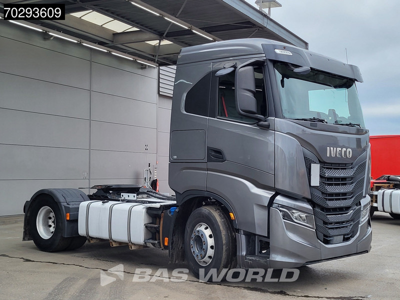 Iveco S-Way 480 4X2 Retarder Hydraulic ACC LED Alcoa Euro 6 - Tracteur routier: photos 3 Iveco S-Way 480 4X2 Retarder Hydraulic ACC LED Alcoa Euro 6 - Tracteur routier: photos 3