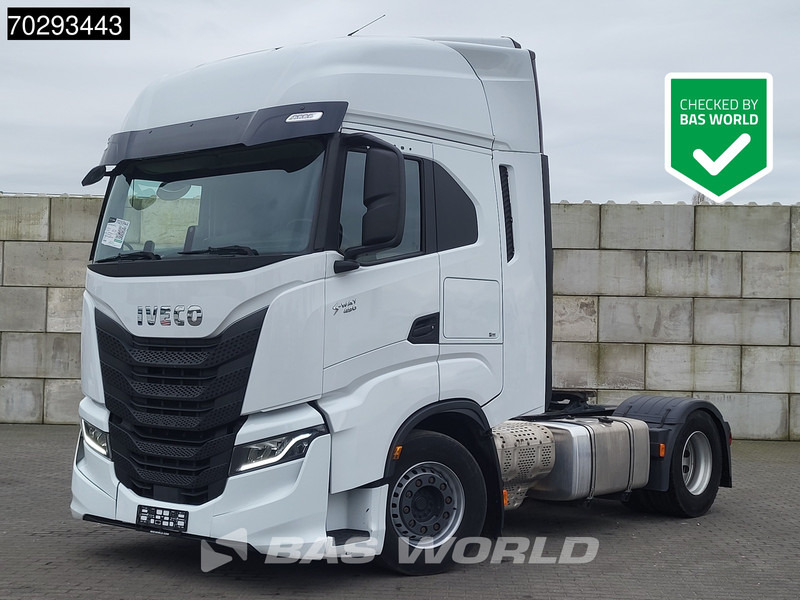 Iveco S-Way 490 4X2 Retarder Standairco 2xTanks ACC LED Navi Euro 6 - Tracteur routier: photos 1 Iveco S-Way 490 4X2 Retarder Standairco 2xTanks ACC LED Navi Euro 6 - Tracteur routier: photos 1
