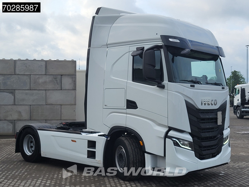 Iveco S-Way 490 4X2 Retarder Standklima 2xTanks Navi - Tracteur routier: photos 3 Iveco S-Way 490 4X2 Retarder Standklima 2xTanks Navi - Tracteur routier: photos 3