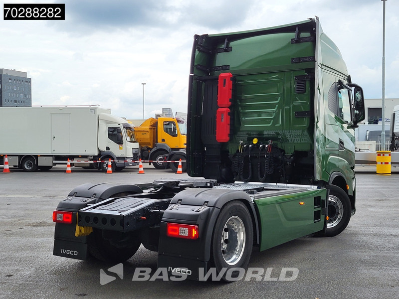 Iveco S-Way 500 4X2 2024! 2x Tanks Standklima ADR Alcoa's ACC Euro 6 - Tracteur routier: photos 5 Iveco S-Way 500 4X2 2024! 2x Tanks Standklima ADR Alcoa's ACC Euro 6 - Tracteur routier: photos 5