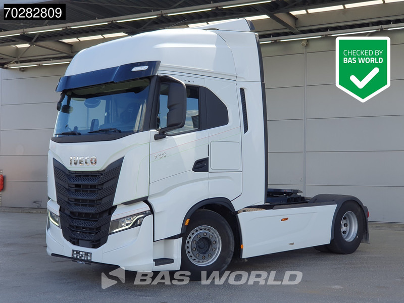Iveco S-Way 510 4X2 Retarder Standklima LED - Tracteur routier: photos 1 Iveco S-Way 510 4X2 Retarder Standklima LED - Tracteur routier: photos 1