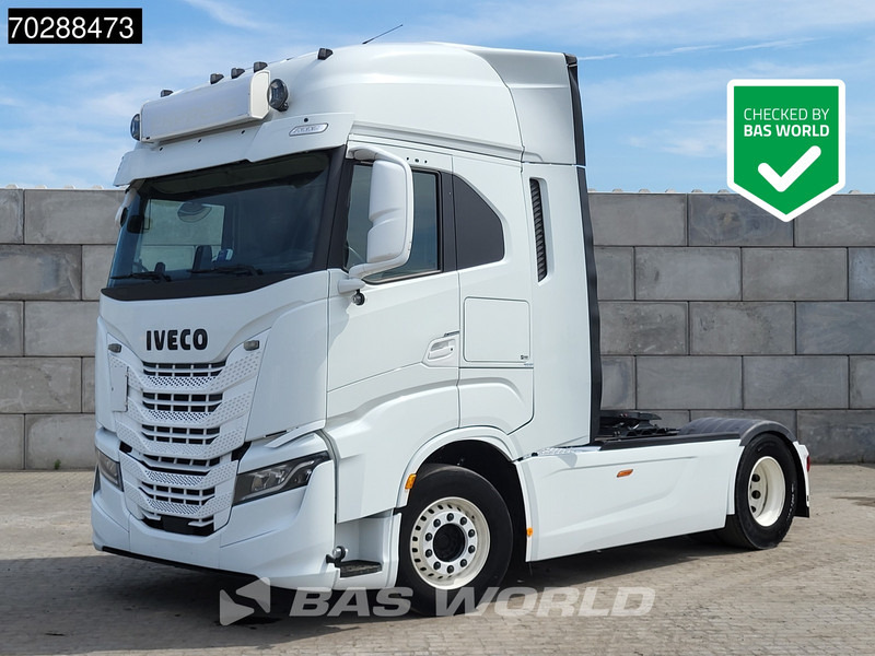Iveco S-Way 510 S-Way 4X2 Full-Air 2xTanks Retarder Standklima Navi ACC LED Euro 6 - Tracteur routier: photos 1 Iveco S-Way 510 S-Way 4X2 Full-Air 2xTanks Retarder Standklima Navi ACC LED Euro 6 - Tracteur routier: photos 1