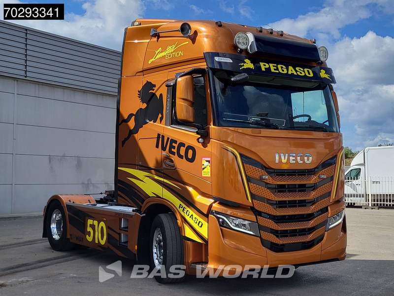 Iveco S-Way 510 S-Way 4X2 Full-Air Retarder 2xTanks Leder Standklima Alcoa LED Navi ACC Euro 6 - Tracteur routier: photos 3 Iveco S-Way 510 S-Way 4X2 Full-Air Retarder 2xTanks Leder Standklima Alcoa LED Navi ACC Euro 6 - Tracteur routier: photos 3