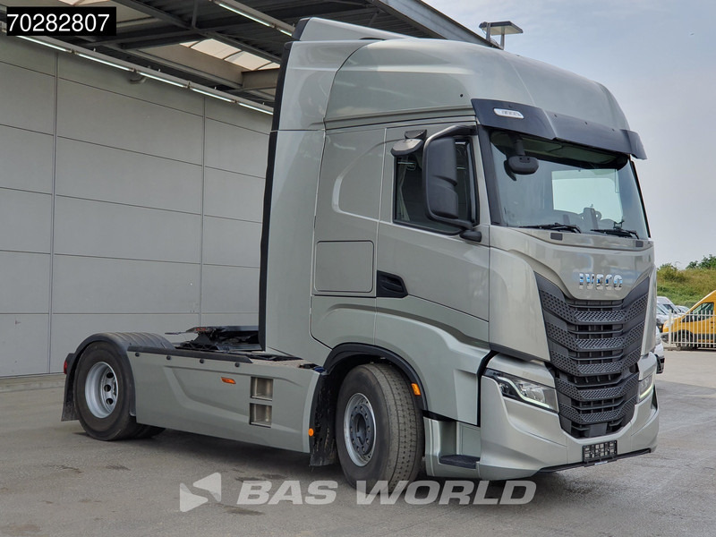 Iveco S-Way 530 4X2 Retarder Standklima LED Navi Euro 6 - Tracteur routier: photos 3 Iveco S-Way 530 4X2 Retarder Standklima LED Navi Euro 6 - Tracteur routier: photos 3