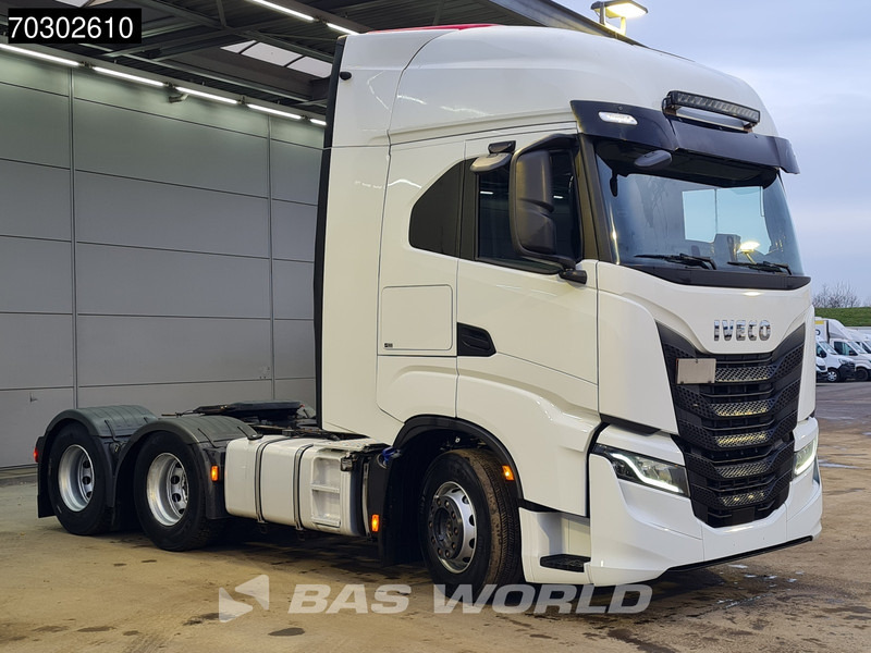 Tracteur routier Iveco S-Way 570 6X4: photos 8