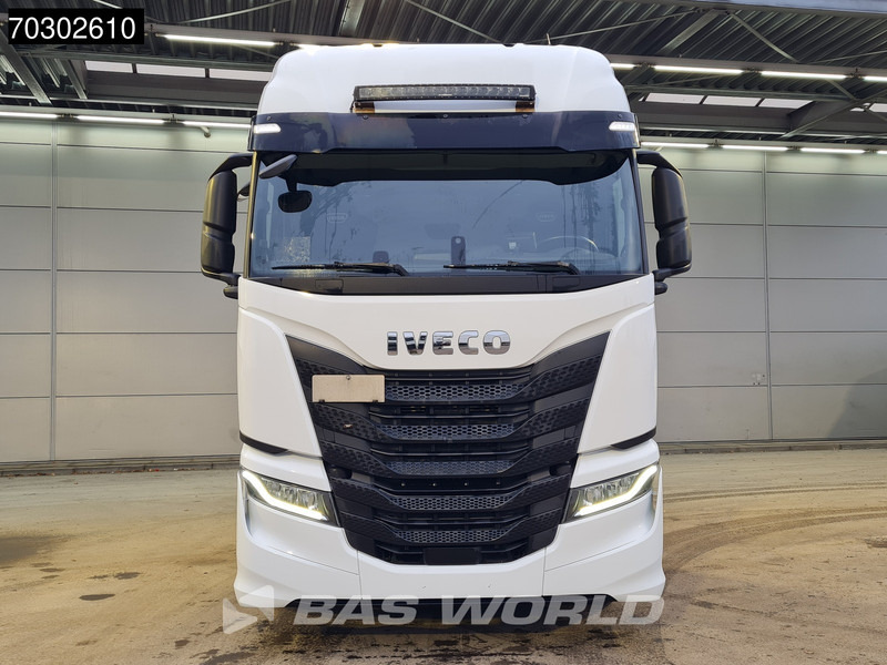 Tracteur routier Iveco S-Way 570 6X4: photos 10