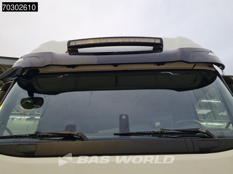 Tracteur routier Iveco S-Way 570 6X4: photos 9