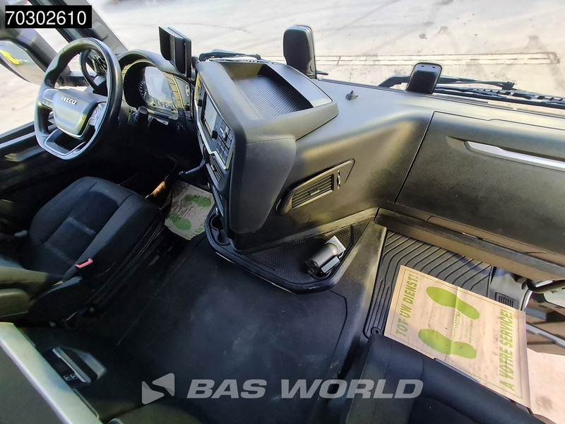 Tracteur routier Iveco S-Way 570 6X4: photos 17