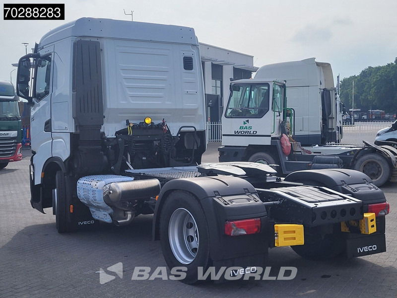 Iveco S-way 500 4X2 NEW! Retarder Navi ACC Euro 6 - Tracteur routier: photos 2 Iveco S-way 500 4X2 NEW! Retarder Navi ACC Euro 6 - Tracteur routier: photos 2