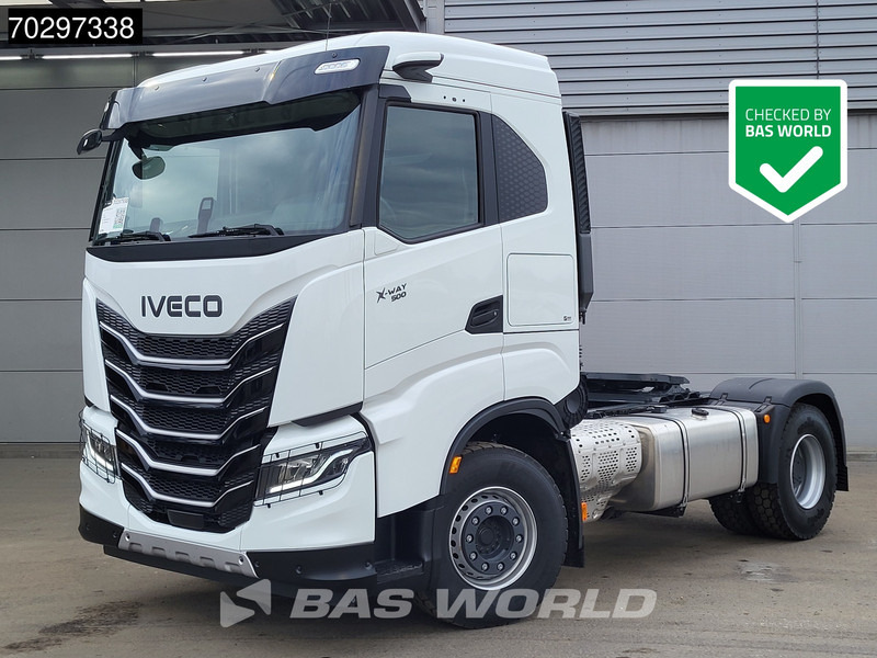 Iveco X-Way 500 4X2 NEW! Retarder Big-Axle Standklima MirrorCam Navi LED ACC Euro 6 - Tracteur routier: photos 1 Iveco X-Way 500 4X2 NEW! Retarder Big-Axle Standklima MirrorCam Navi LED ACC Euro 6 - Tracteur routier: photos 1