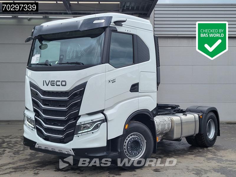 Iveco X-Way 500 4X2 NEW! Retarder Big-Axle Standklima MirrorCam Navi LED ACC Euro 6 - Tracteur routier: photos 1 Iveco X-Way 500 4X2 NEW! Retarder Big-Axle Standklima MirrorCam Navi LED ACC Euro 6 - Tracteur routier: photos 1