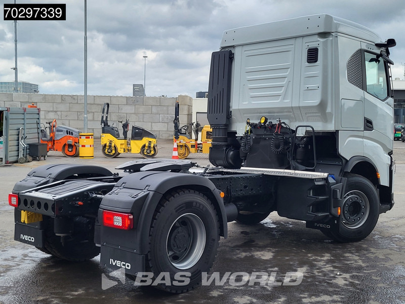 Iveco X-Way 500 4X2 NEW! Retarder Big-Axle Standklima MirrorCam Navi LED ACC Euro 6 - Tracteur routier: photos 5 Iveco X-Way 500 4X2 NEW! Retarder Big-Axle Standklima MirrorCam Navi LED ACC Euro 6 - Tracteur routier: photos 5