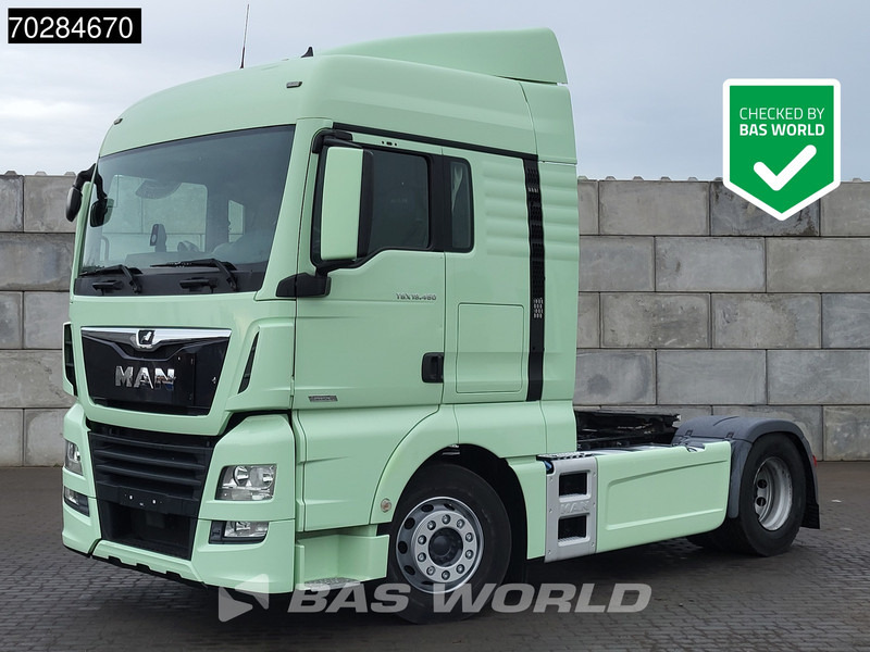 MAN TGX 18.460 TGX 4X2 XLX Retarder 2xTanks Standklima Euro 6 - Tracteur routier: photos 1 MAN TGX 18.460 TGX 4X2 XLX Retarder 2xTanks Standklima Euro 6 - Tracteur routier: photos 1