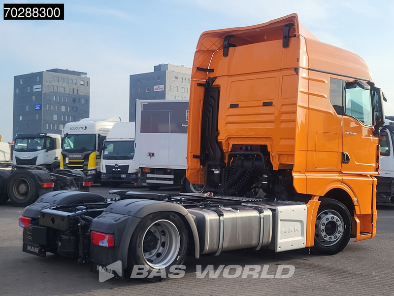 MAN TGX 18.480 4X2 NEW! Mega GM Retarder 2x Tanks Euro 6 - Tracteur routier: photos 5 MAN TGX 18.480 4X2 NEW! Mega GM Retarder 2x Tanks Euro 6 - Tracteur routier: photos 5