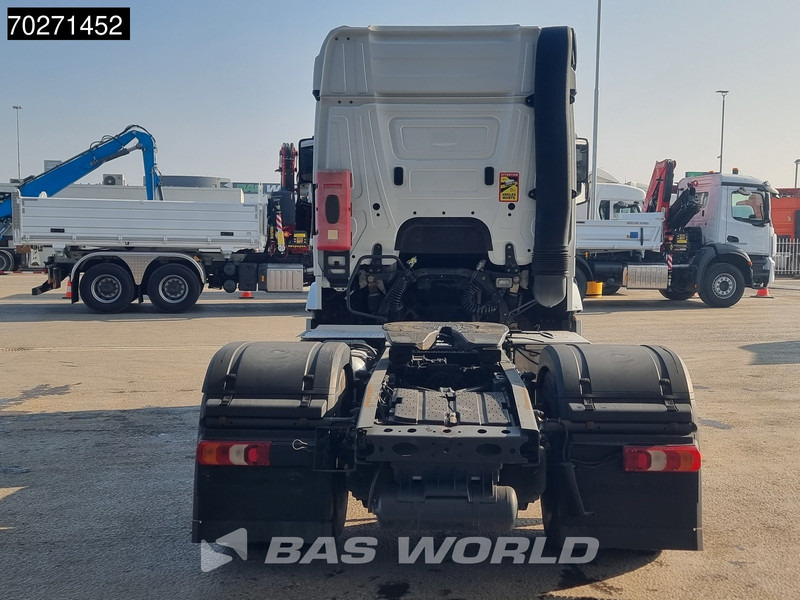 Mercedes-Benz Actros 1843 Actros 4X2 StreamSpace Retarder ADR Standklima PTO - Tracteur routier: photos 3 Mercedes-Benz Actros 1843 Actros 4X2 StreamSpace Retarder ADR Standklima PTO - Tracteur routier: photos 3