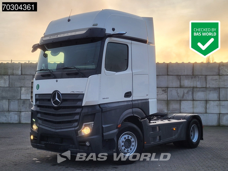 Mercedes-Benz Actros 1845 4X2 GigaSpace Retarder MirrorCam Navi Euro 6 - Tracteur routier: photos 1 Mercedes-Benz Actros 1845 4X2 GigaSpace Retarder MirrorCam Navi Euro 6 - Tracteur routier: photos 1