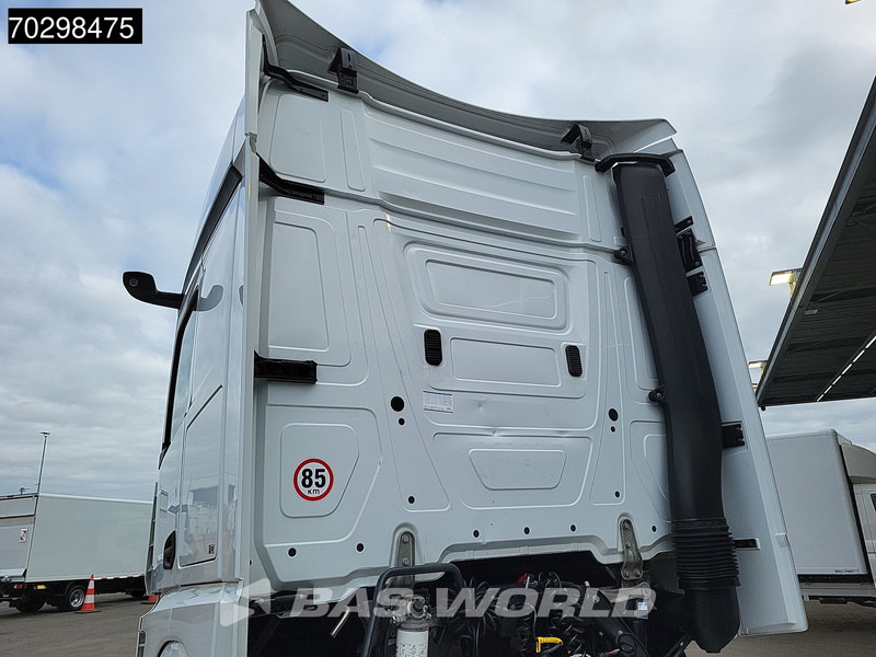 Mercedes-Benz Actros 1845 4X2 StreamSpace 2xTanks MirrorCam Standklima Euro 6 - Tracteur routier: photos 3 Mercedes-Benz Actros 1845 4X2 StreamSpace 2xTanks MirrorCam Standklima Euro 6 - Tracteur routier: photos 3