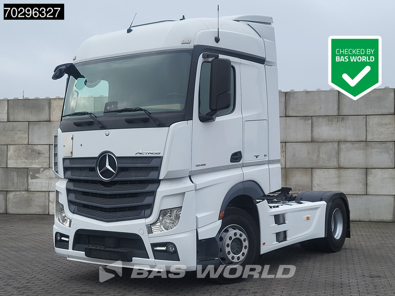Mercedes-Benz Actros 1845 Actros 4X2 StreamSpace Retarder ADR 2xTanks Euro 6 - Tracteur routier: photos 1 Mercedes-Benz Actros 1845 Actros 4X2 StreamSpace Retarder ADR 2xTanks Euro 6 - Tracteur routier: photos 1