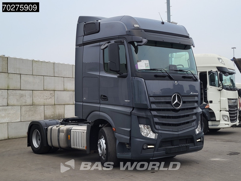 Mercedes-Benz Actros 1851 4X2 BigSpace 2x Tanks - Tracteur routier: photos 3 Mercedes-Benz Actros 1851 4X2 BigSpace 2x Tanks - Tracteur routier: photos 3