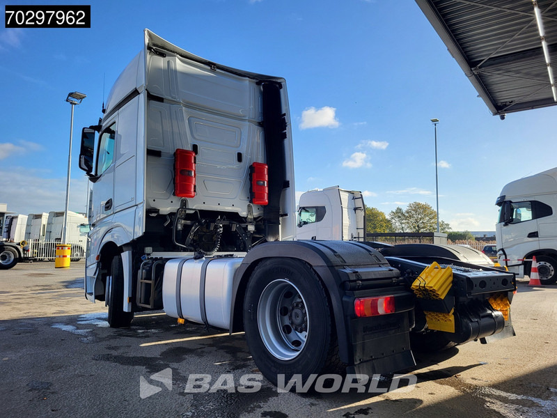 Mercedes-Benz Actros 1851 Actros 4X2 GigaSpace ADR 2xTanks Xenon Euro 6 - Tracteur routier: photos 2 Mercedes-Benz Actros 1851 Actros 4X2 GigaSpace ADR 2xTanks Xenon Euro 6 - Tracteur routier: photos 2