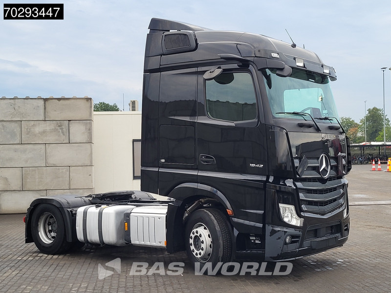 Mercedes-Benz Actros 1942 4X2 StreamSpace MP5 MirrorCam 2xTanks PPC Euro 6 - Tracteur routier: photos 3 Mercedes-Benz Actros 1942 4X2 StreamSpace MP5 MirrorCam 2xTanks PPC Euro 6 - Tracteur routier: photos 3