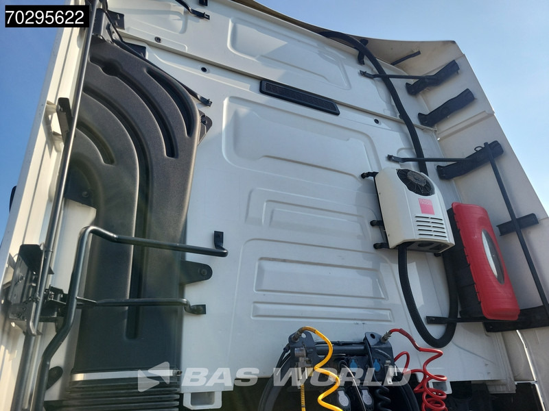 Renault T 520 4X2 HSC Hydraulik Standklima Euro 6 - Tracteur routier: photos 5 Renault T 520 4X2 HSC Hydraulik Standklima Euro 6 - Tracteur routier: photos 5