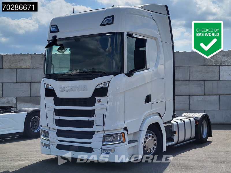 Scania S410 4X2 Mega Retarder 2xTanks ACC Standklima Navi Euro 6 - Tracteur routier: photos 1 Scania S410 4X2 Mega Retarder 2xTanks ACC Standklima Navi Euro 6 - Tracteur routier: photos 1