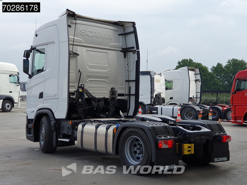 Scania S500 S 4X2 NIEUW! Retarder Standklima 2xTanks ACC LED Euro 6 - Tracteur routier: photos 2 Scania S500 S 4X2 NIEUW! Retarder Standklima 2xTanks ACC LED Euro 6 - Tracteur routier: photos 2