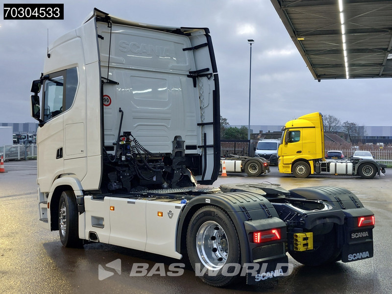 Scania S660 4X2 Retarder Full-Air 2x Tanks Standklima Leather Led ACC Alcoa Euro 6 - Tracteur routier: photos 2 Scania S660 4X2 Retarder Full-Air 2x Tanks Standklima Leather Led ACC Alcoa Euro 6 - Tracteur routier: photos 2