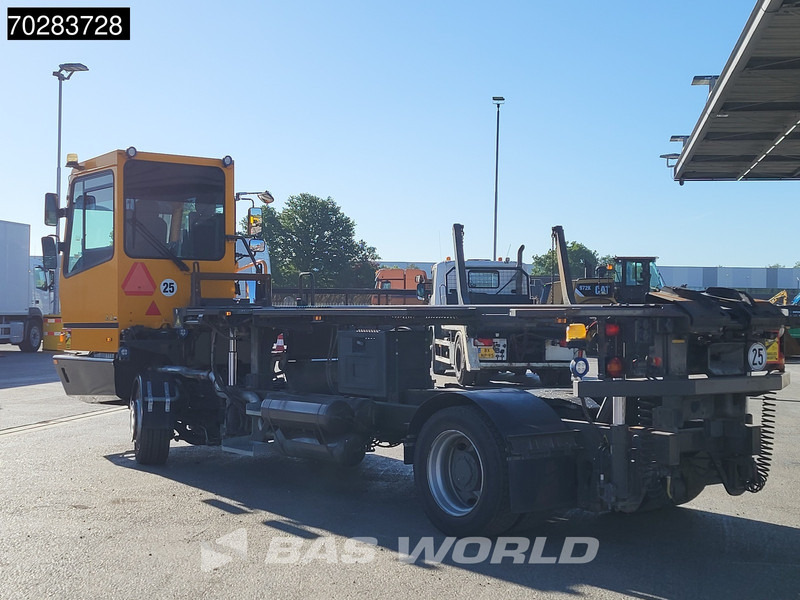 Terberg BC182 4X2 Low hours! Big-Axle Full-Air Drumbrakes Euro 3 - Tracteur routier: photos 2 Terberg BC182 4X2 Low hours! Big-Axle Full-Air Drumbrakes Euro 3 - Tracteur routier: photos 2