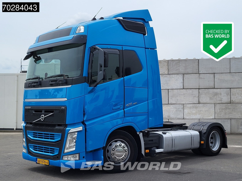 Volvo FH 420 4X2 NL-Truck Mega 2x Tanks VEB+ Xenon - Tracteur routier: photos 1 Volvo FH 420 4X2 NL-Truck Mega 2x Tanks VEB+ Xenon - Tracteur routier: photos 1