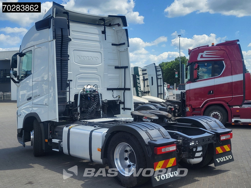 Volvo FH 500 4X2 2xTanks ACC I-ParkCool LED ACC Alcoa Navi Euro 6 - Tracteur routier: photos 2 Volvo FH 500 4X2 2xTanks ACC I-ParkCool LED ACC Alcoa Navi Euro 6 - Tracteur routier: photos 2
