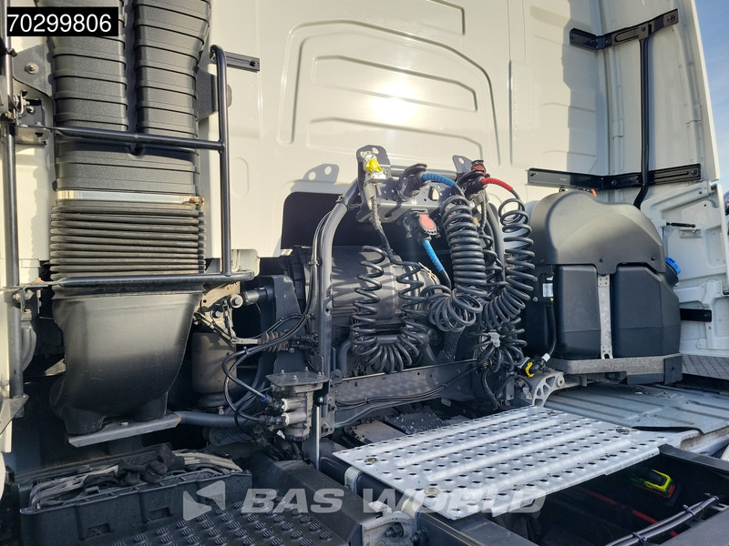 Volvo FH 500 FH 4X2 XL VEB+ 2x Tanks ACC LED ADR - Tracteur routier: photos 5 Volvo FH 500 FH 4X2 XL VEB+ 2x Tanks ACC LED ADR - Tracteur routier: photos 5