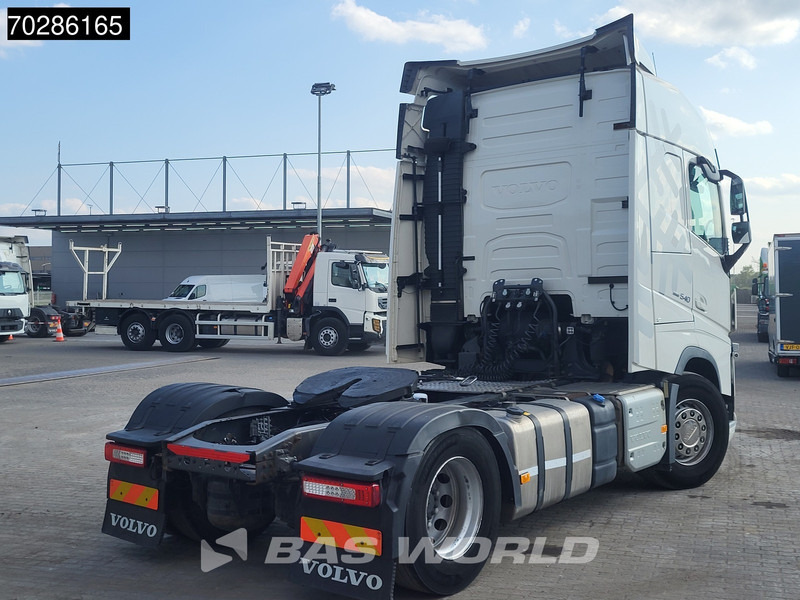 Volvo FH 540 4X2 2x Tanks I-Park Cool ACC Euro 6 - Tracteur routier: photos 5 Volvo FH 540 4X2 2x Tanks I-Park Cool ACC Euro 6 - Tracteur routier: photos 5