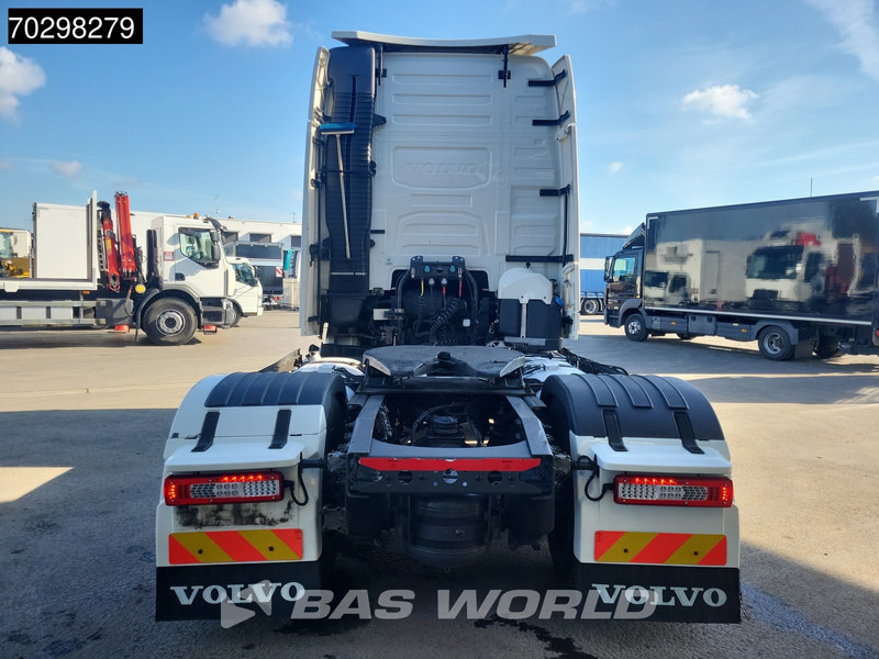 Volvo FH 540 4X2 XL Retarder 2xTanks Xenon Euro 6 - Tracteur routier: photos 5 Volvo FH 540 4X2 XL Retarder 2xTanks Xenon Euro 6 - Tracteur routier: photos 5