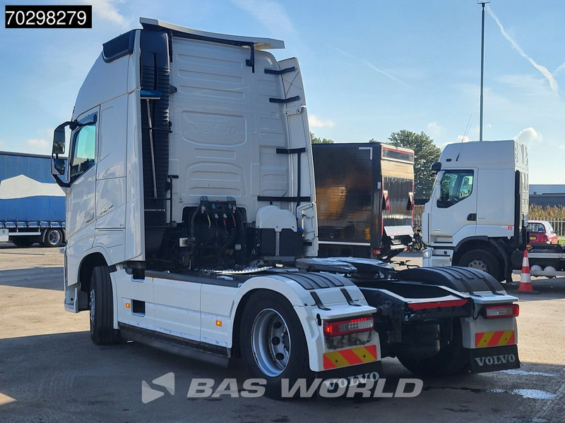 Volvo FH 540 4X2 XL Retarder 2xTanks Xenon Euro 6 - Tracteur routier: photos 2 Volvo FH 540 4X2 XL Retarder 2xTanks Xenon Euro 6 - Tracteur routier: photos 2